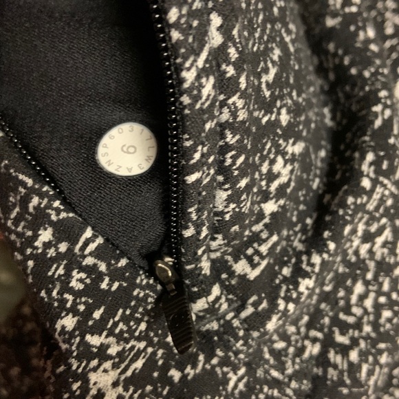 Lululemon Athletica Extra Mile Long Sleeve - Picture 11 of 15